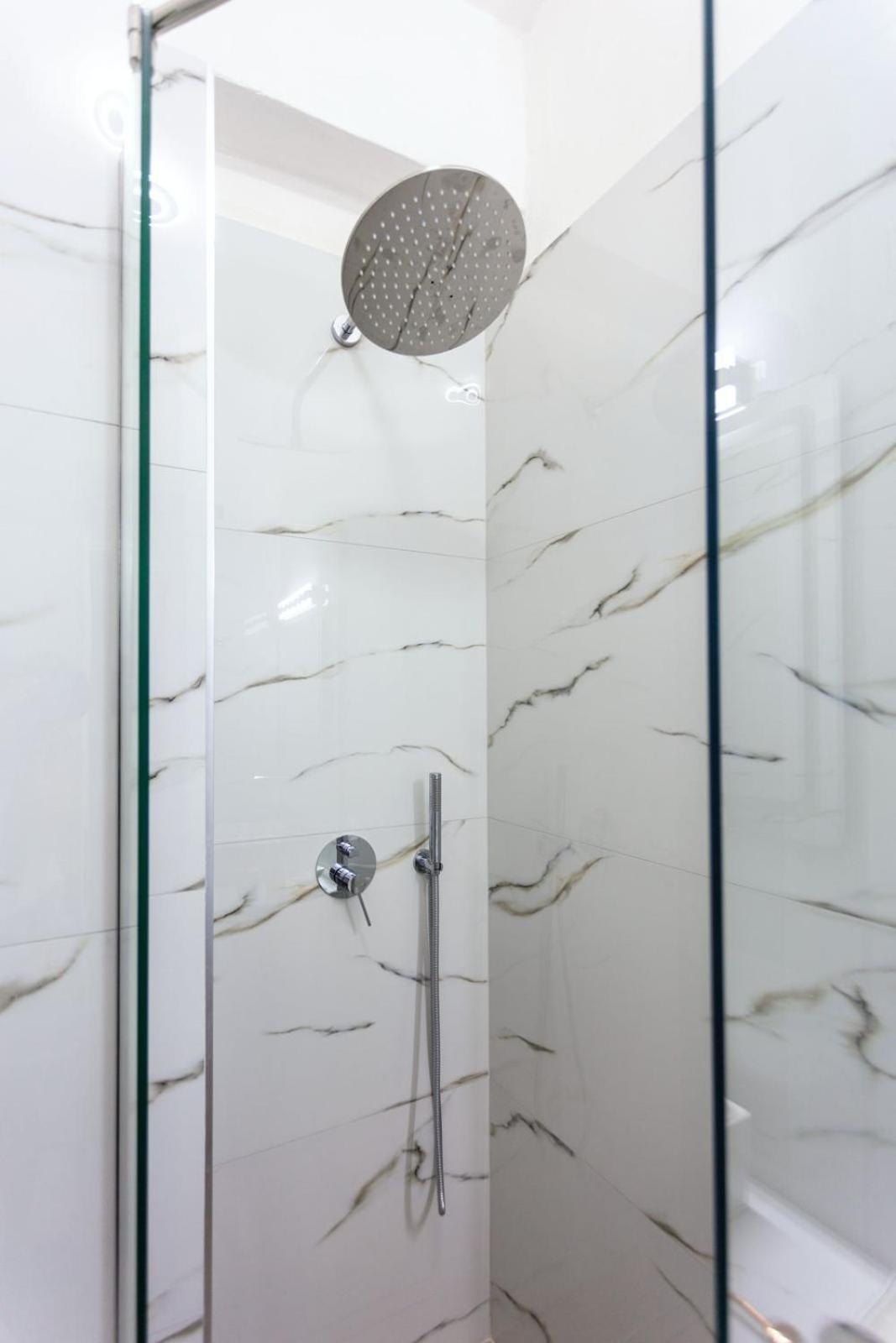 Zacharias Apartments Химар Екстериор снимка