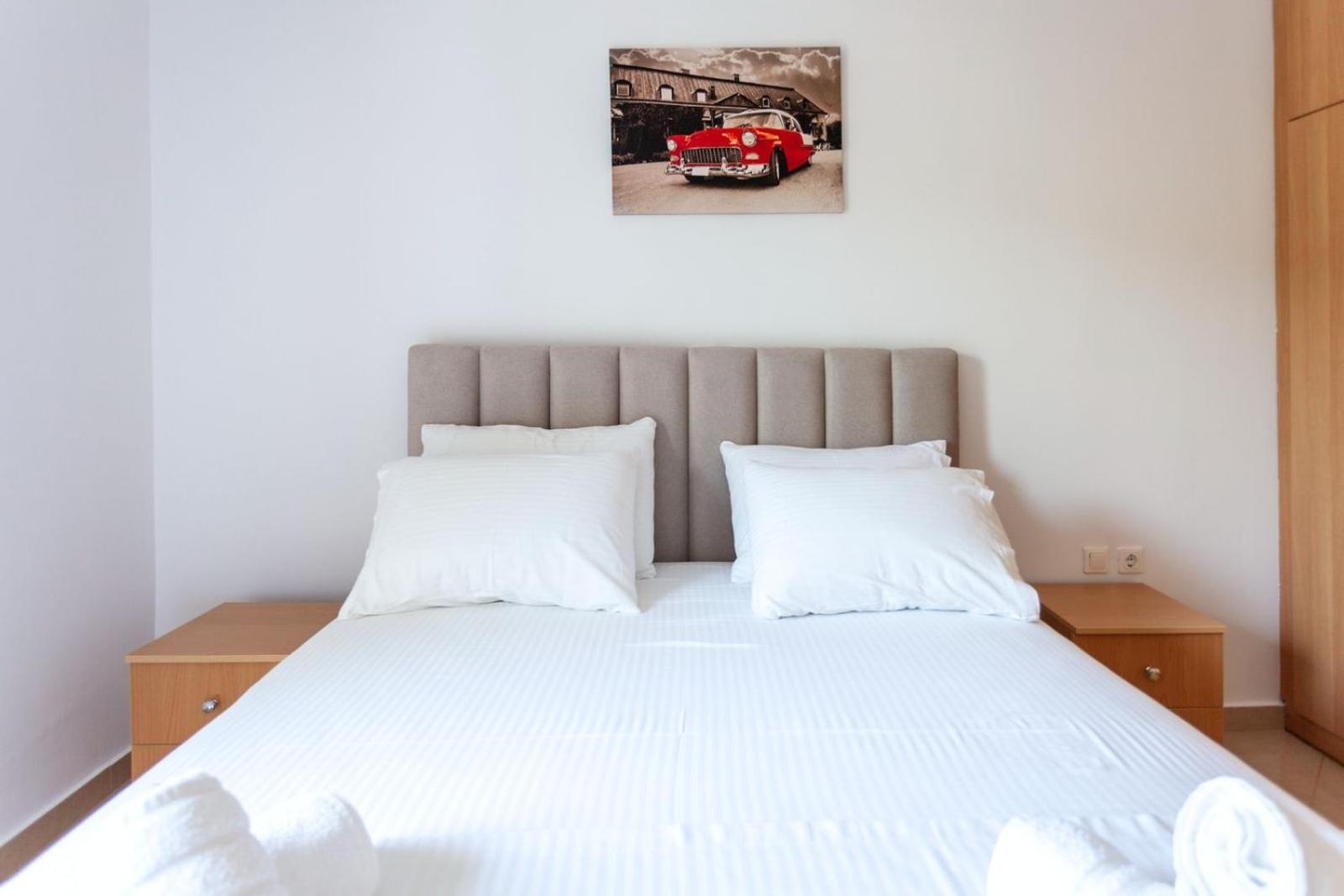 Zacharias Apartments Химар Екстериор снимка