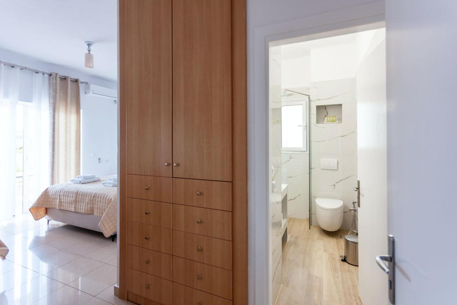 Zacharias Apartments Химар Екстериор снимка