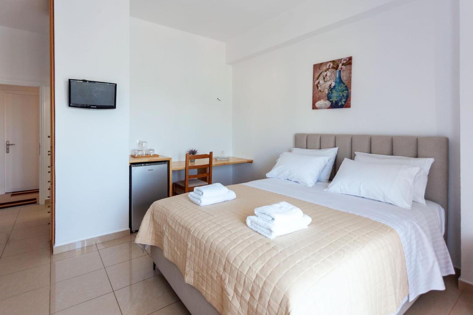 Zacharias Apartments Химар Екстериор снимка